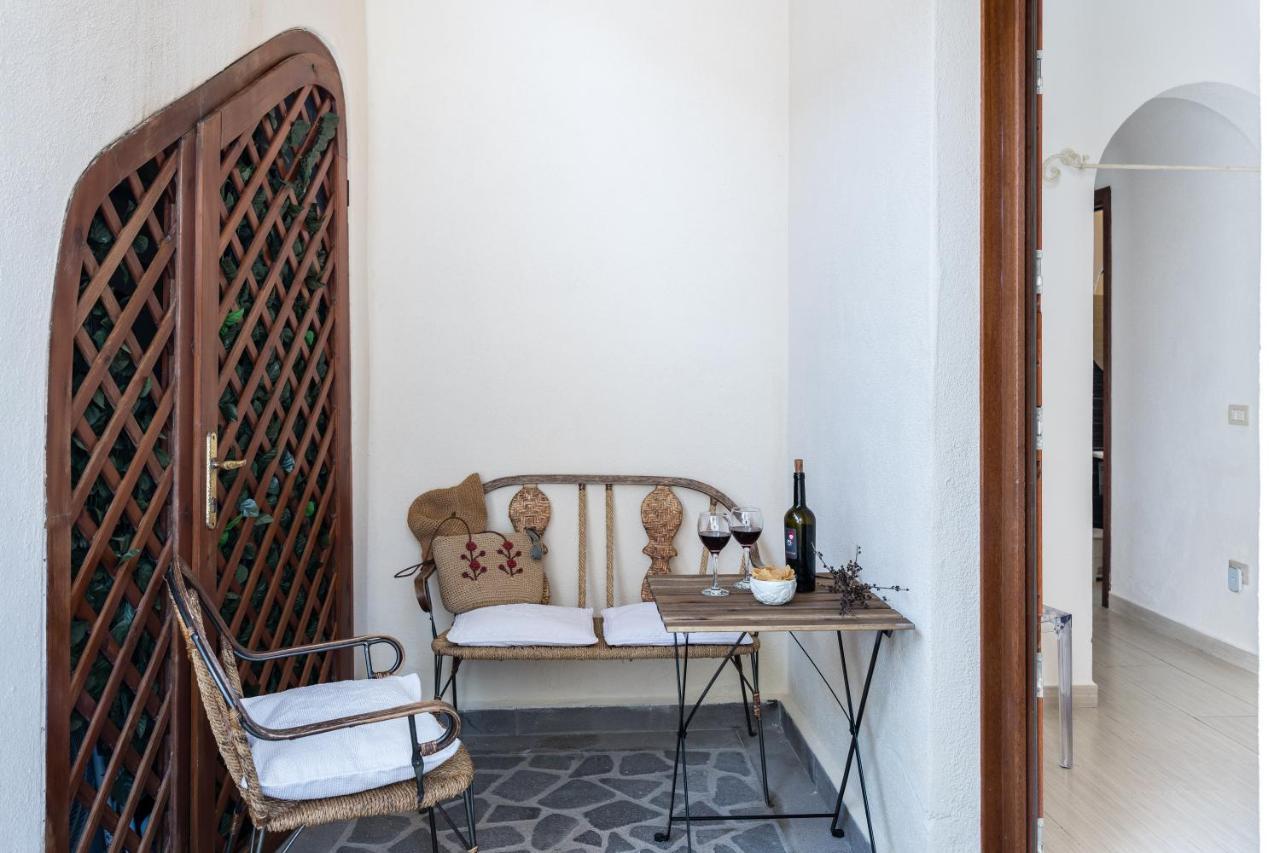 Domo Mea Terra E Domo Mea Chelu - Comfort Nel Centro Storico Di Orosei Luaran gambar